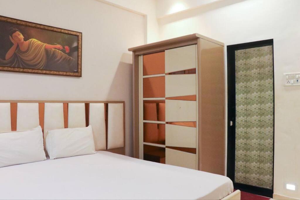 Stayhaven Aqua With Pvt Theatre & Pool Мумбаи Экстерьер фото